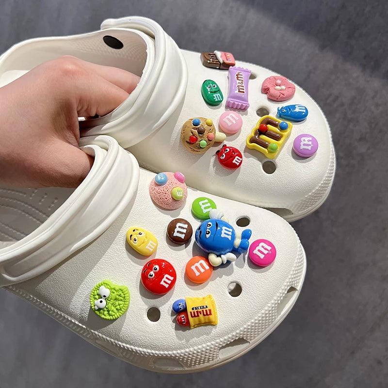 Whole Set Hot Sale DIY Hole Shoes Charms for Cute Cartoon Handmade Charms Designer Quality Garden Shoe Decoration Girl Gift