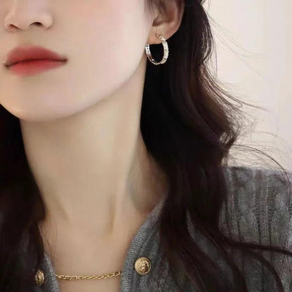 2024 Fashionable Gold and Silver Color Inlay With Zircon Metal Earrings Design Girl's Jewelry Luxurious Accessories For Women