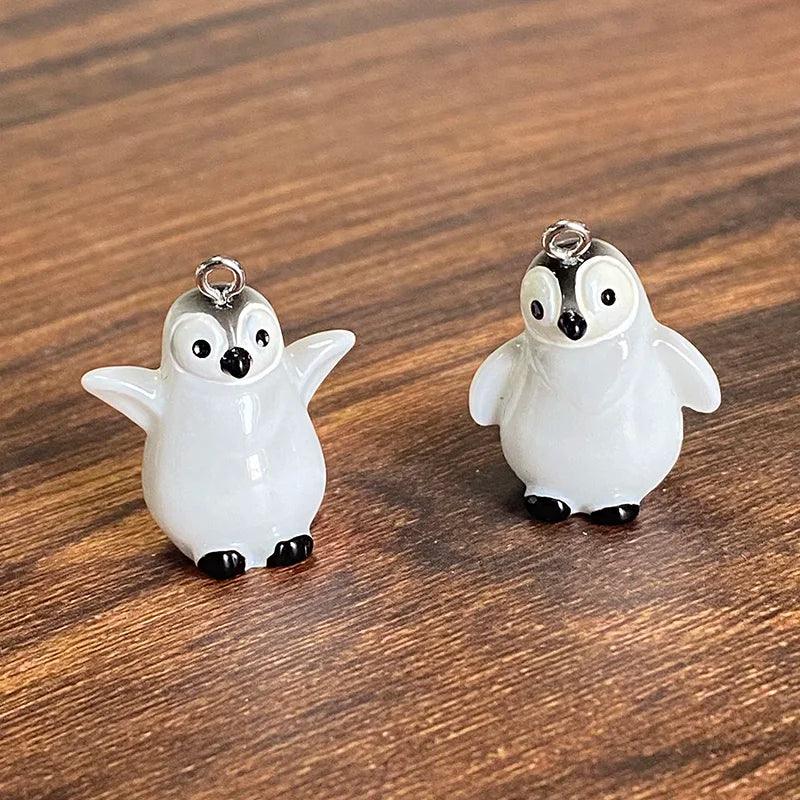 6pcs Kawaii 3D Small Penguin Resin Charms Lovely Miniature Figurine Pendants For Necklace Eardop Keychain Jewlery Diy Make