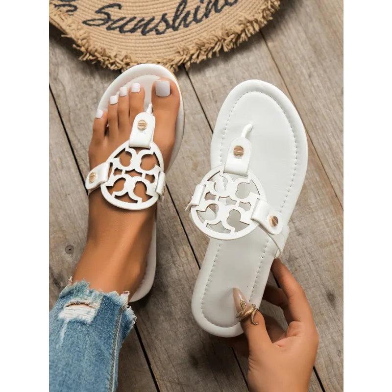 Summer New Large Size 35-43 Women's Slippers Fashion Flat Flip-flops Wear Non-slip Beach Shoes