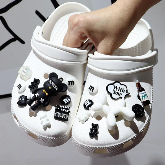 2024 New DIY Black Plush Ball Shoes Charms for Furry Ball Cute Holes Charms Designer Lovely Shoe Accessories All-match Hot Sale