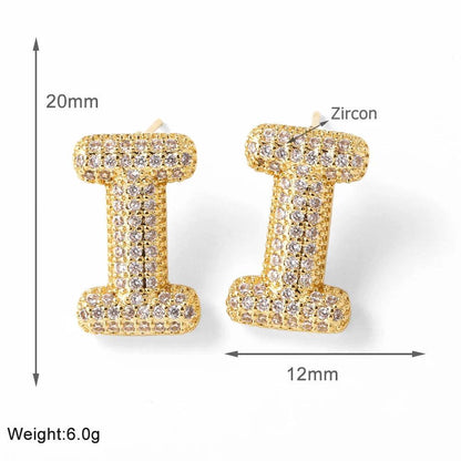 FLOLA Clear Crystal Bubble Letter Earrings for Women Copper Gold Plated Initial Ear Studs Name Jewelry Gifts ersa009