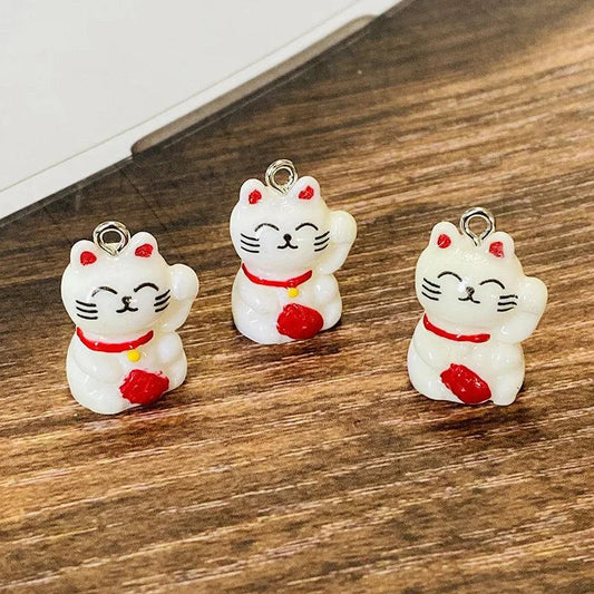 10pcs Kawaii 3D Small White Cat Resin Charms Lucky Cats Diy Crafts Animal Pendant For Earring Keychain Jewelry Making