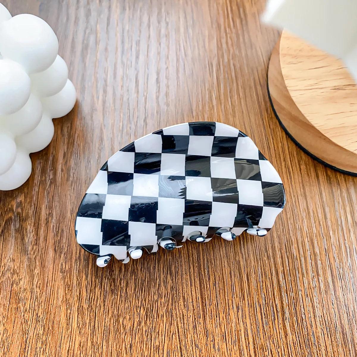 Muweordy 2023 Chessboard Grid Acrylic Hair Clip Simple Hair Claw Clips Contrast Hair Claws Large Clip Hair Accessories for Women