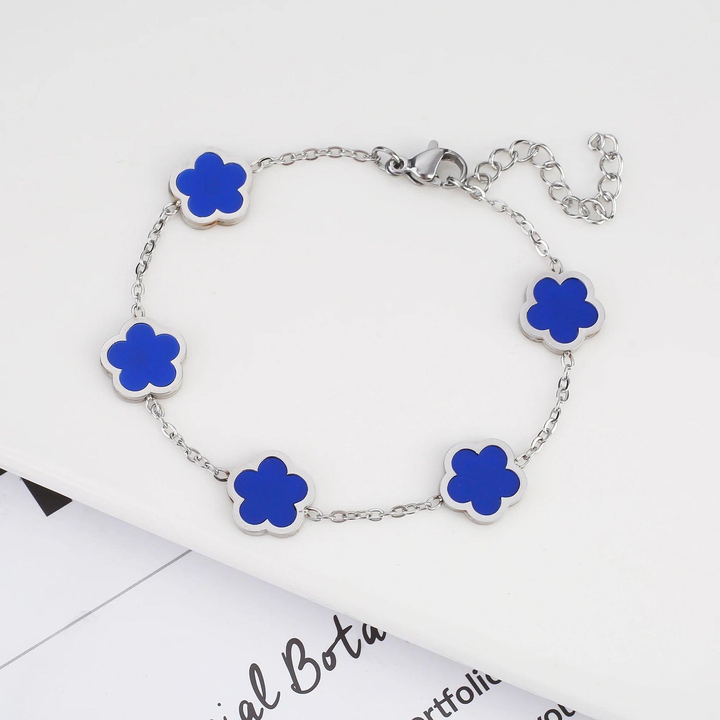 Hot Selling Plant Five Leaf Plum Blossom Stainless Steel Bracelet For Women's Jewelry Waterproof High-Quality Gift Clover