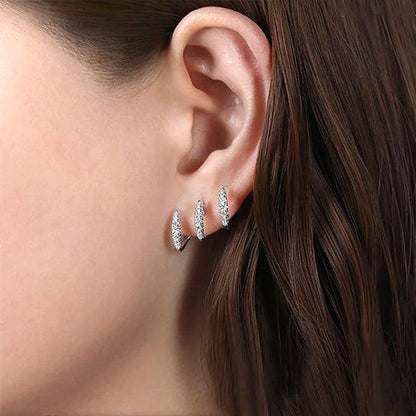 Trendy Silver Color Claws Stud Earrings White Zircon Modern Design Fashion Versatile Accessories Women 2022 Jewelry