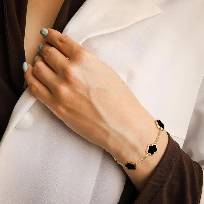 Hot Selling Plant Five Leaf Plum Blossom Stainless Steel Bracelet For Women's Jewelry Waterproof High-Quality Gift Clover