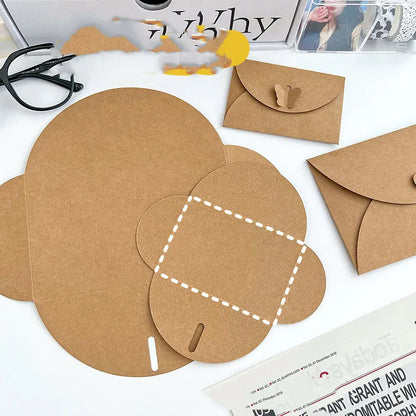 10pcs /pack Bigger Mini Small 17.5x11CM /10.5x7CM Size Kraft Paper Envelopes Vintage Butterfly Gift Card Envelope