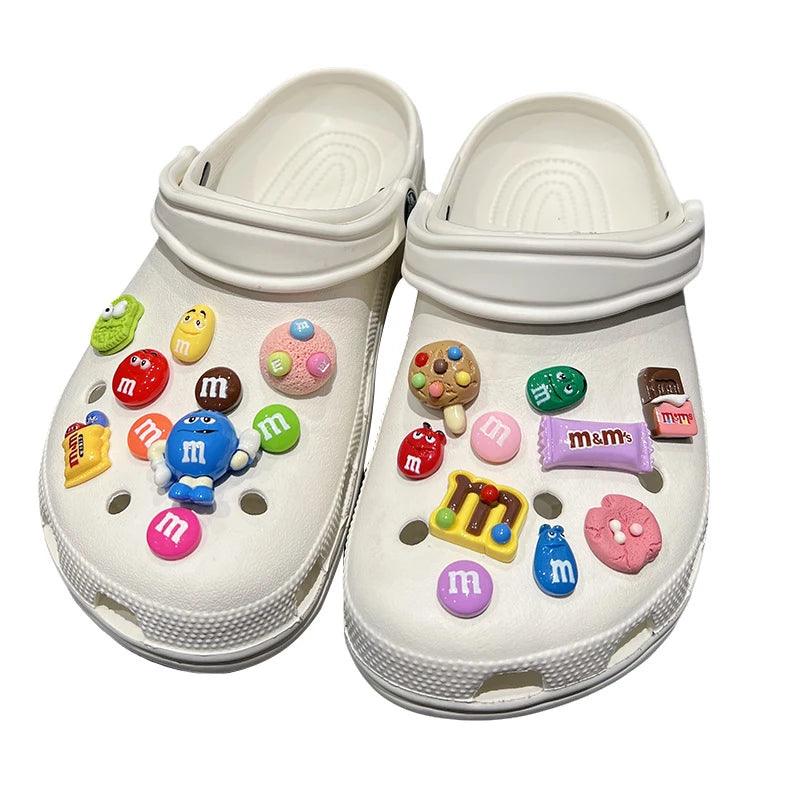 Whole Set Hot Sale DIY Hole Shoes Charms for Cute Cartoon Handmade Charms Designer Quality Garden Shoe Decoration Girl Gift