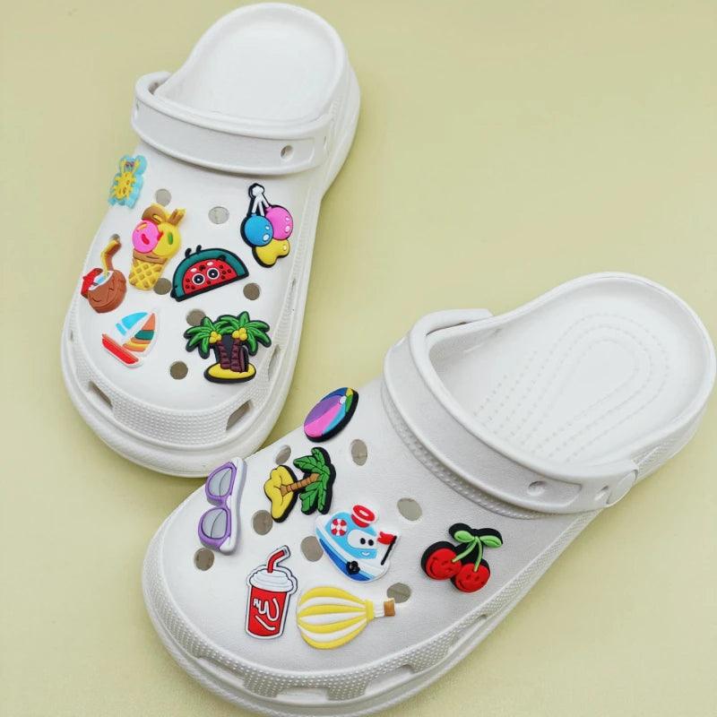 2024 New Cave Shoes DIY Accessories  Decorations Flower Garden shoe Charms Removable Shoe Buckle Kids Boys Women Girls Gifts