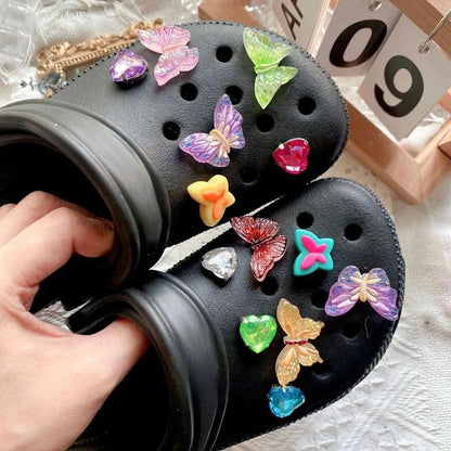 Whole Set Hot Sale DIY Hole Shoes Charms for Cute Cartoon Handmade Charms Designer Quality Garden Shoe Decoration Girl Gift