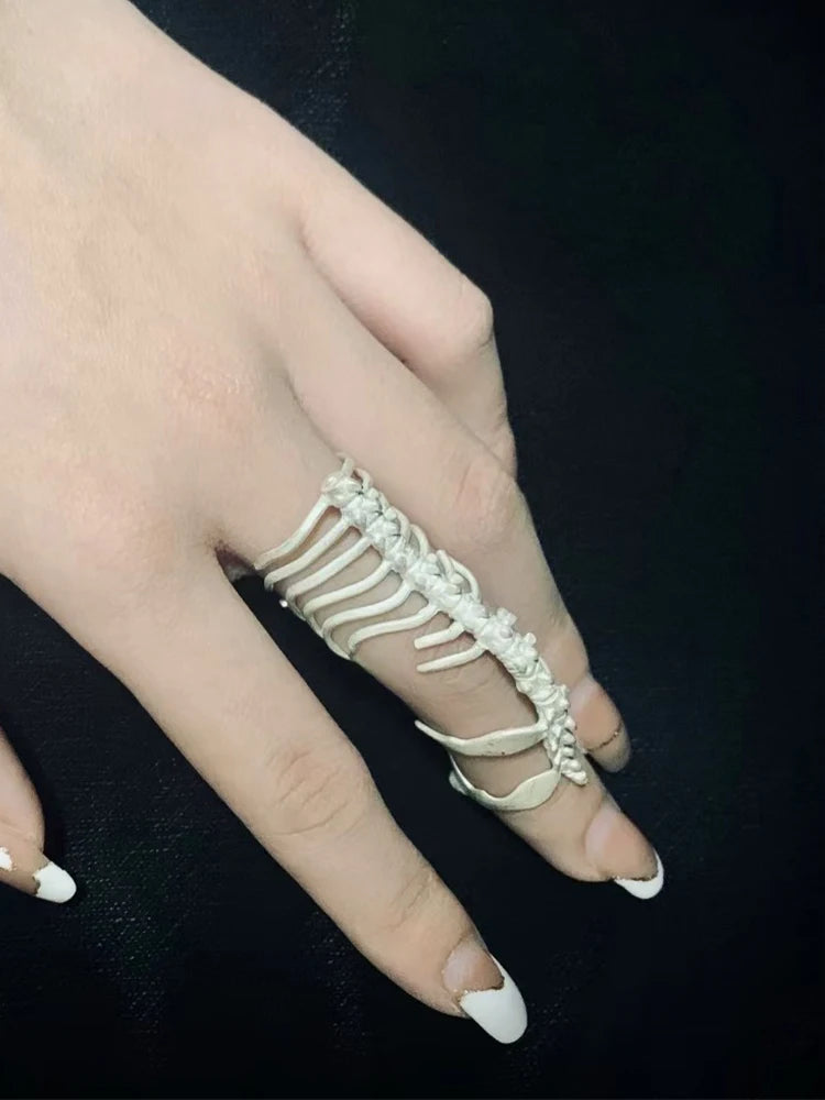 2024 New Spine Bone Ring New Gothic Style Men's And Women's Jewelry Party Gift